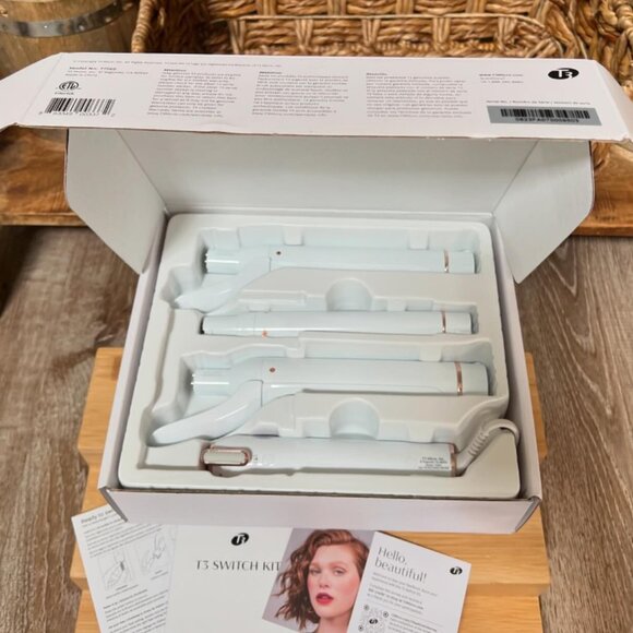 T3 Other - Switch Kit Wave Trio Interchangeable Curling Iron With 3 Barrels